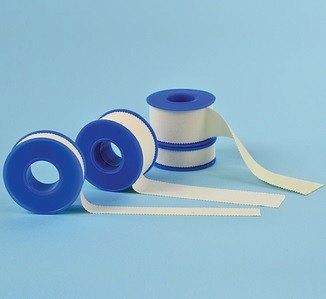 Przylepiec  na szpulce  2,5 cmx 5m